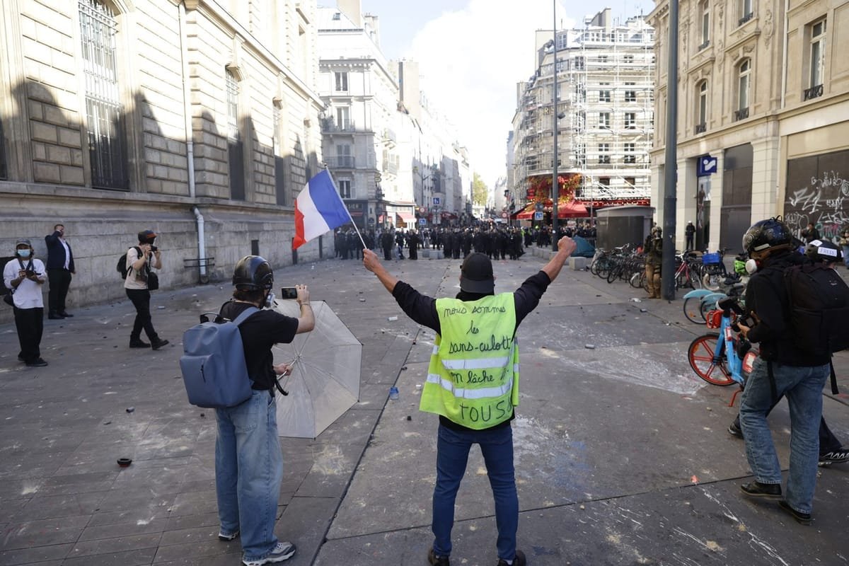 Proteste fără incidente în Franța, apel la noi acțiuni marțea și joia viitoare