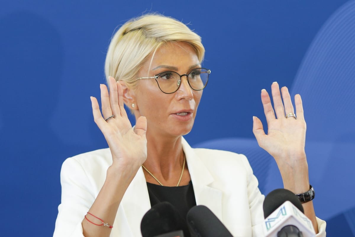 Raluca Turcan (PNL) întreabă de ce Nicușor Dan mizează doar pe ruperea PNL și nu pe fracturarea PSD