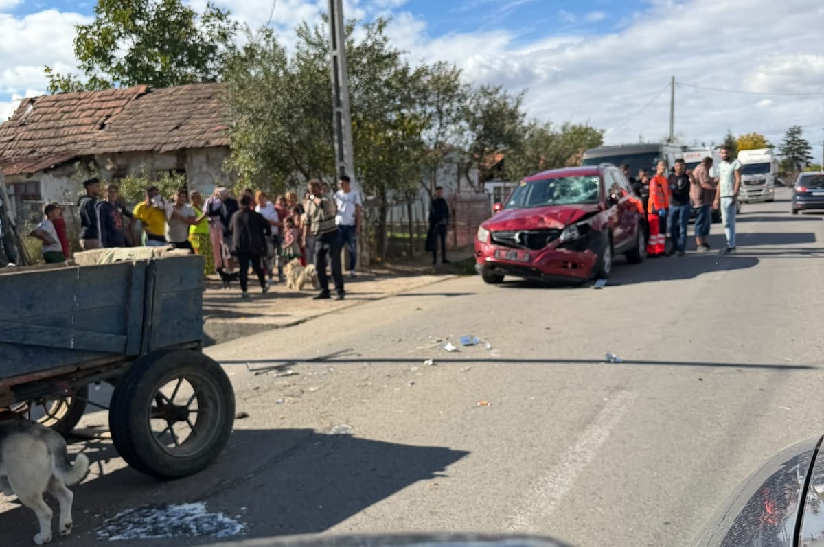 Ratin: accident cu o victimă, după ce un căruțaș beat a intrat într-o mașină