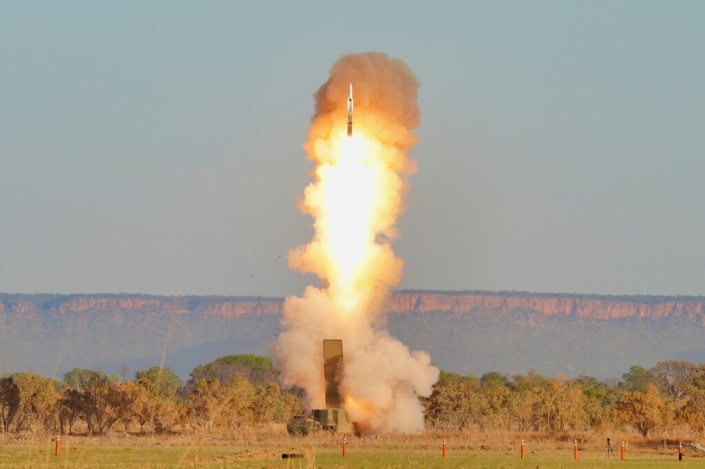 Raytheon (RTX) va furniza Pentagonului rachete interceptoare în valoare de 24 de miliarde de dolari