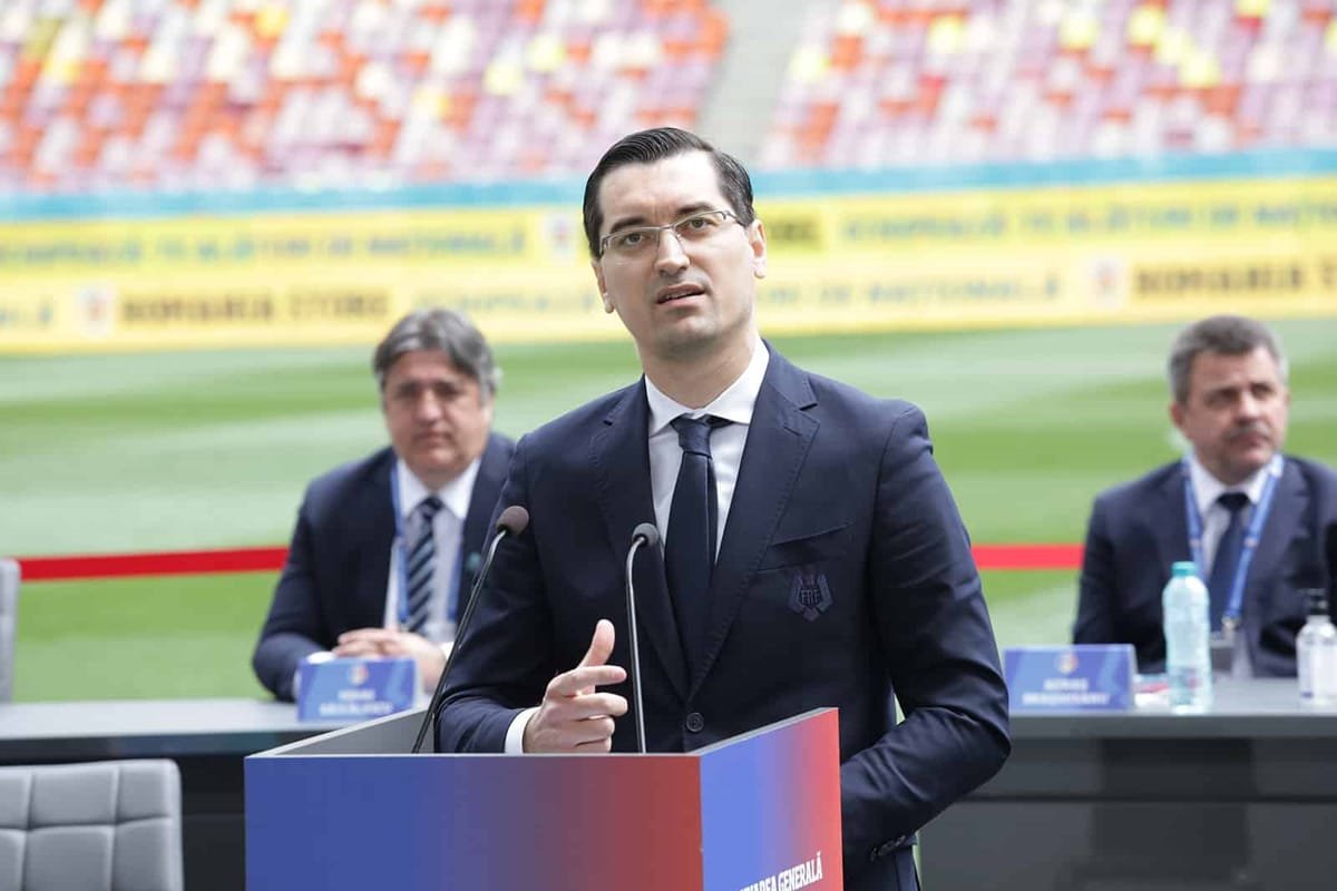 Răzvan Burleanu promite un fotbal mai puternic în 2030, în timp ce suporterii cer demisia lui
