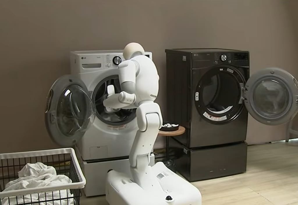 Redwood City: robotul Taku de la DYNA Robotics lucrează autonom în hoteluri și restaurante