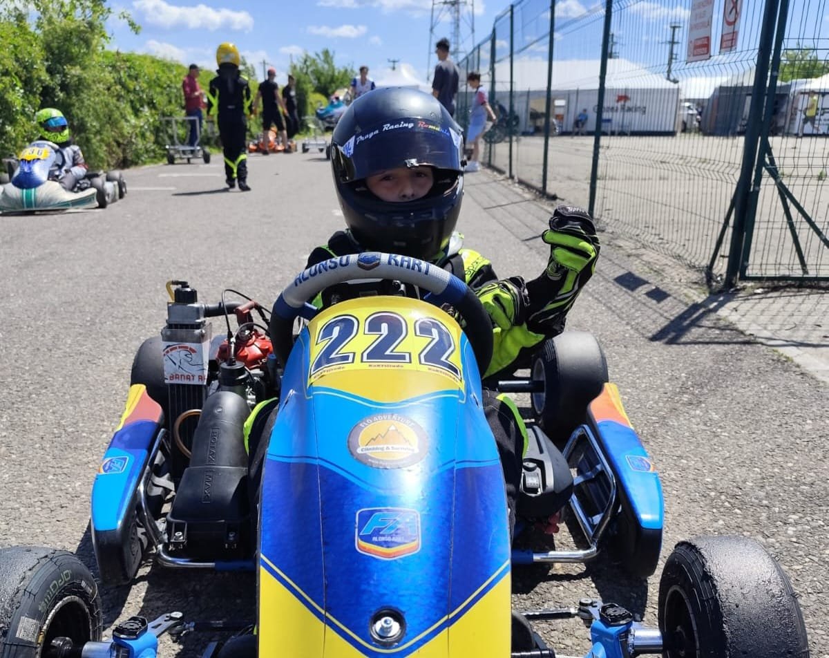 Reșița: Emi „Ariciu” Ionașcu, 12 ani, este Campion Național de karting după patru ani de pistă