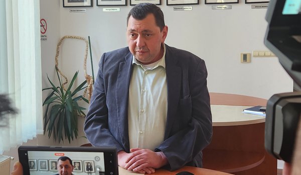 Reșița: Spitalul Județean avertizează angajații că reclamațiile vor fi analizate, cu posibile sancțiuni