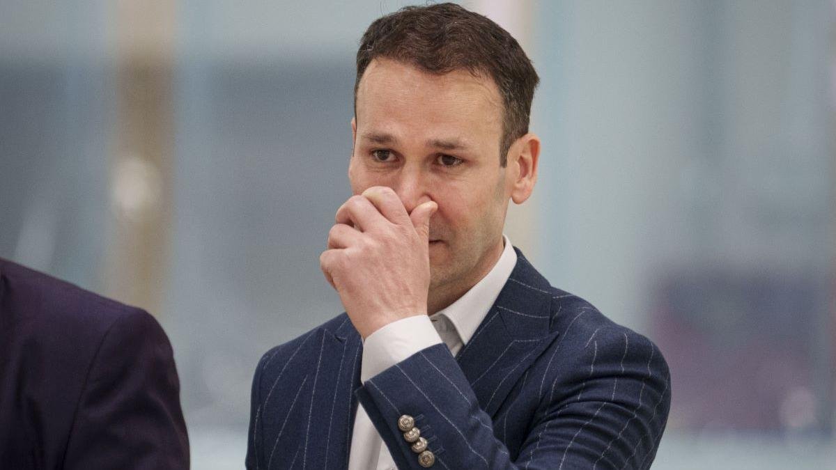 Robert Negoiță: un director din firma fratelui său a plecat șofer la STB pentru mai mulți bani