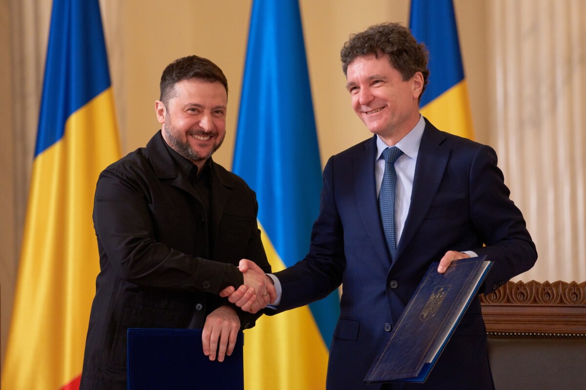 România cere Ucrainei să păstreze școlile cu predare în limba română din regiunea Cernăuți