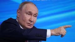 Rosenberg: Putin nu dă niciun semn că ar opri războiul, în timp ce Rusia își dublează influența asupra Ucrainei