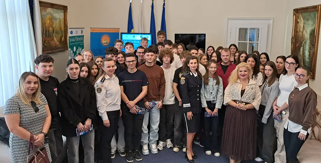 Săptămâna Carierei, ediția a IV-a Activități de orientare profesională pentru elevii Liceului Pedagogic din Arad