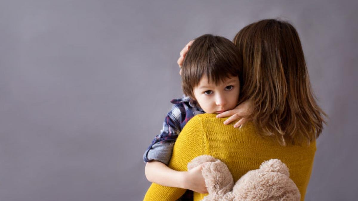 Salvați Copiii: 58% dintre copiii cu părinții plecați în străinătate vor ca aceștia să se întoarcă acasă