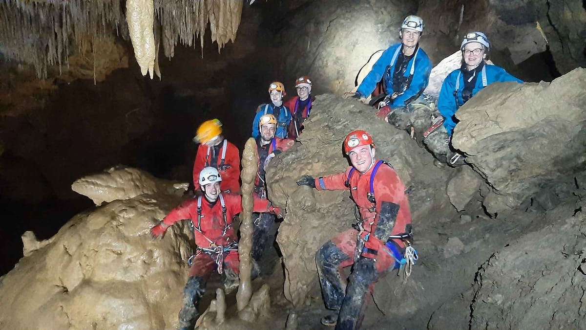 Salvatori clujeni, alături de specialiști din 30 de țări, la întâlnirea europeană dedicată salvării din peșteri