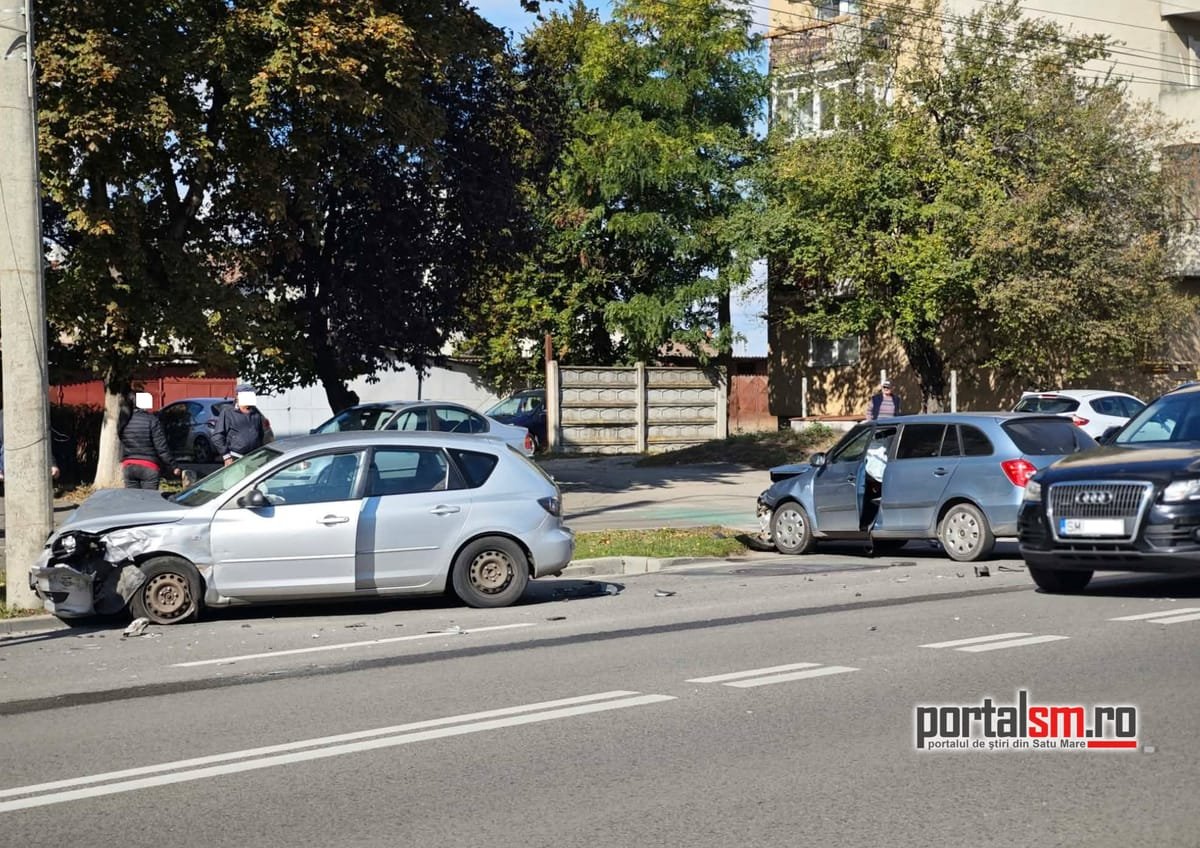 Satu Mare: accident pe strada Botizului, două mașini implicate, una proiectată într-un stâlp