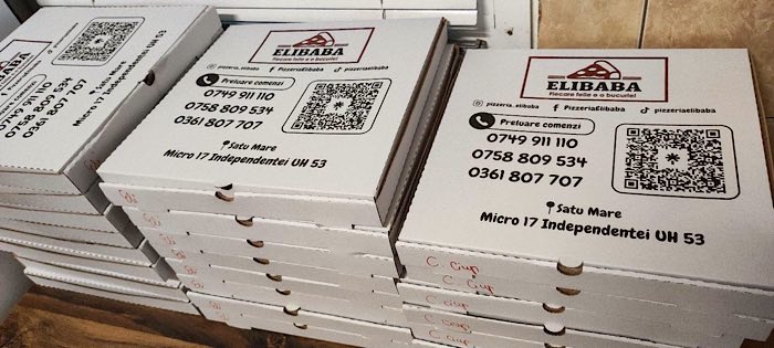 Satu Mare: beneficiarii Adăpostului de Noapte au primit 40 de pizza, sucuri și dulciuri de la voluntari