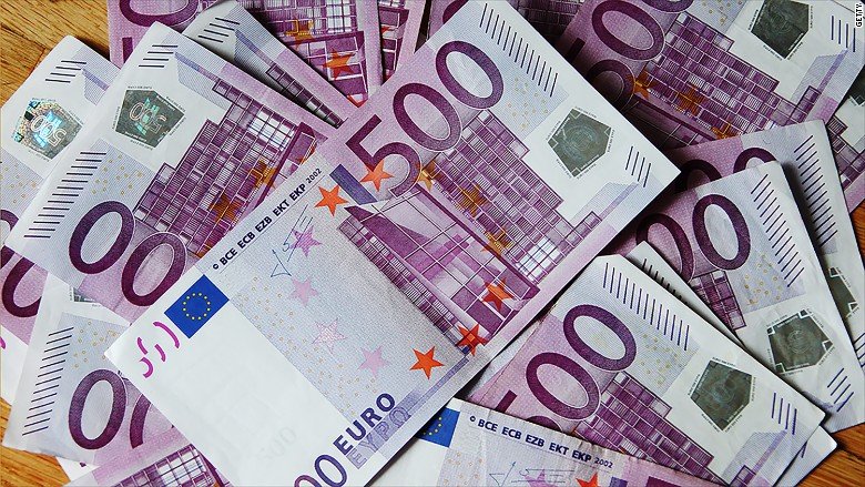 Sebeș: 11.000 de euro furați dintr-o locuință, suspectul a fost reținut de polițiști