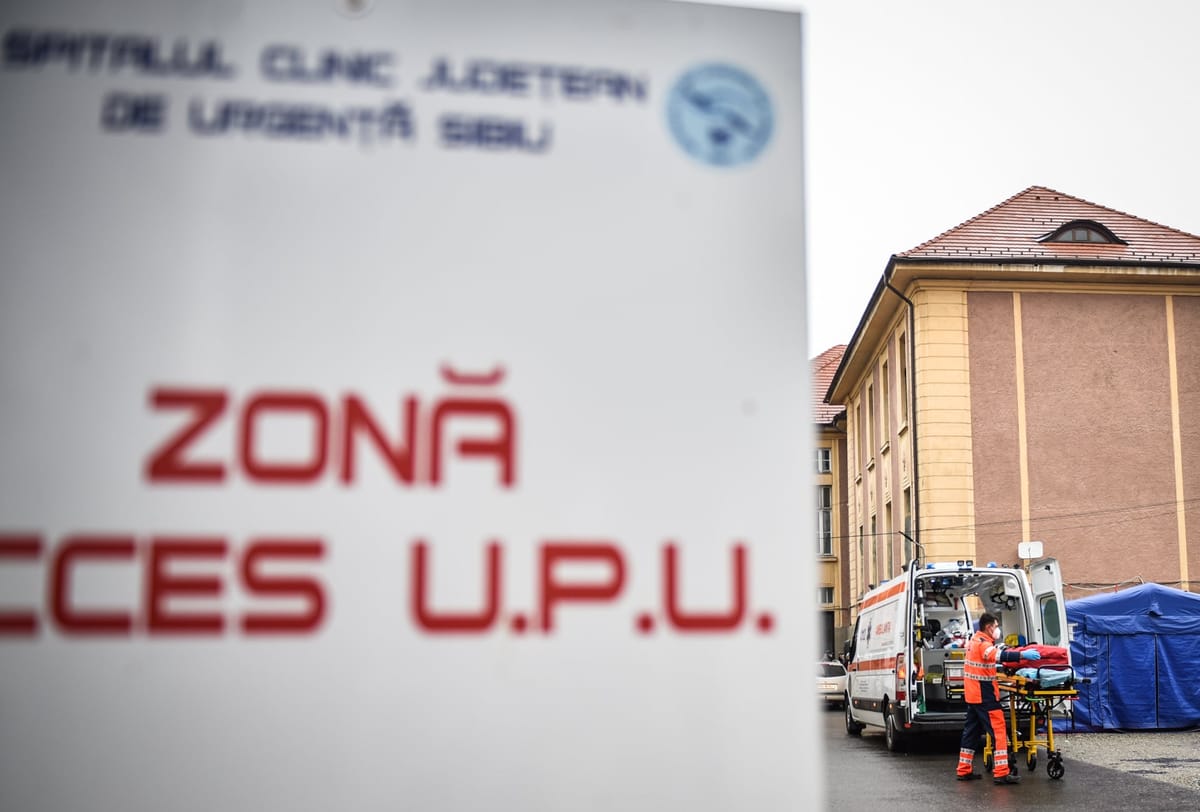 Sibiu are primul caz de gripă confirmat din țară în acest sezon, iar aproape 2.000 de viroze într-o săptămână