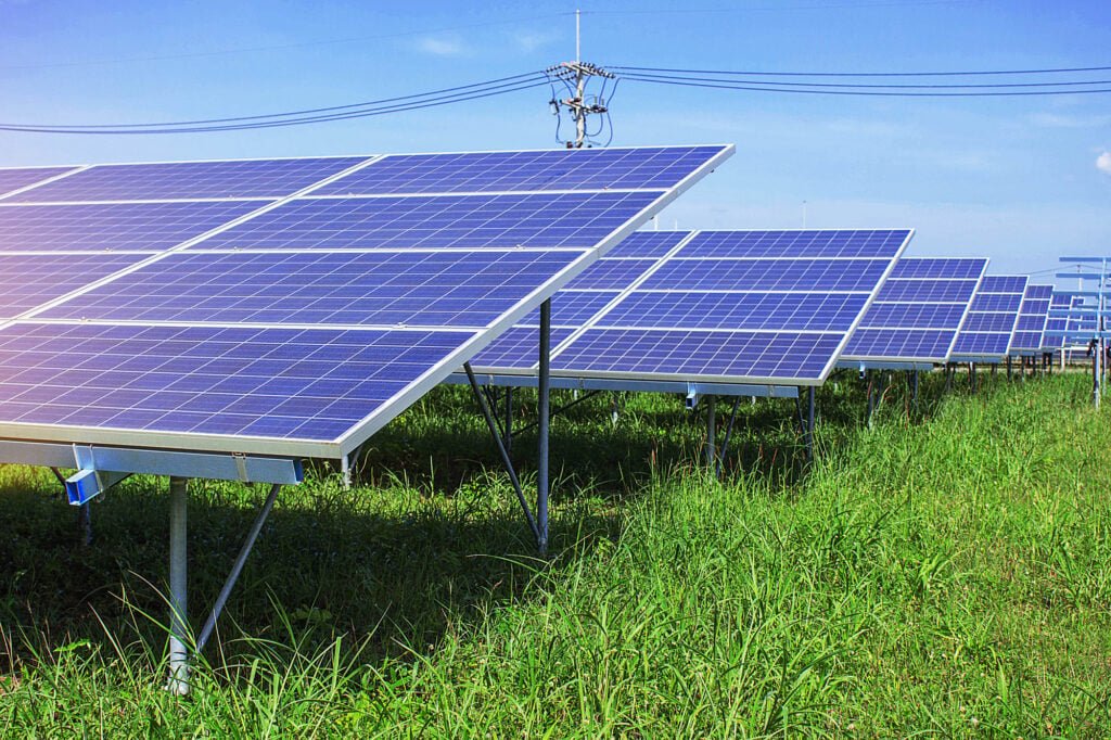 Sibiu: parcul fotovoltaic de pe fosta groapă de gunoi, după respingerea contestațiilor la licitație