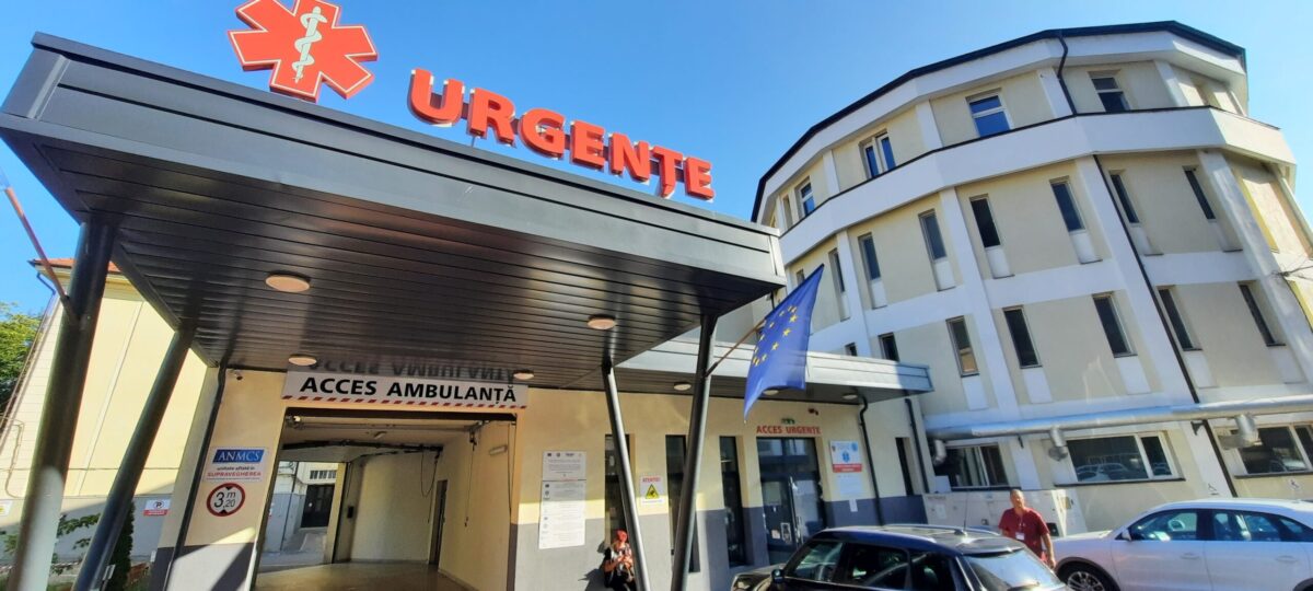Sibiu: un tânăr cu brațele fracturate și un băiat de 12 ani cu nas fracturat, duși la spital