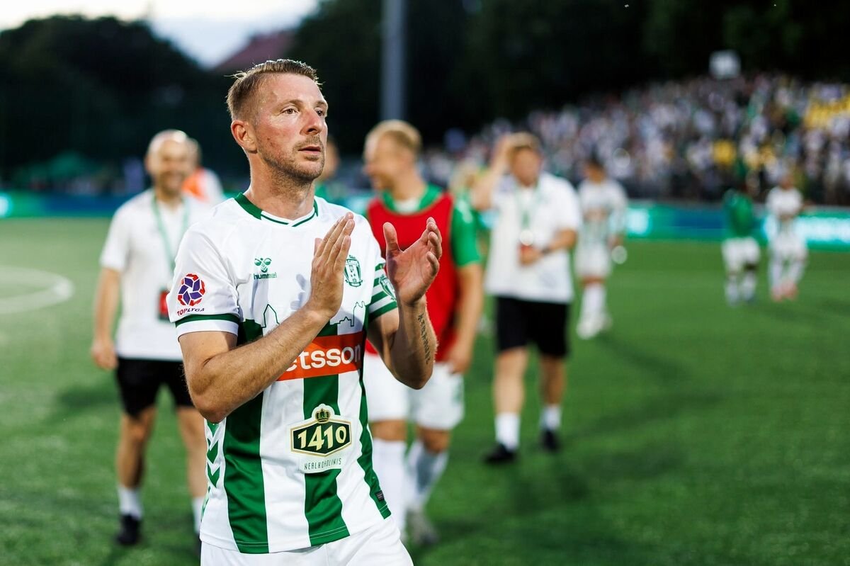 Șimleu Silvaniei: fotbalistul Liviu Antal își încheie cariera, ultimul meci va fi pe 19 octombrie
