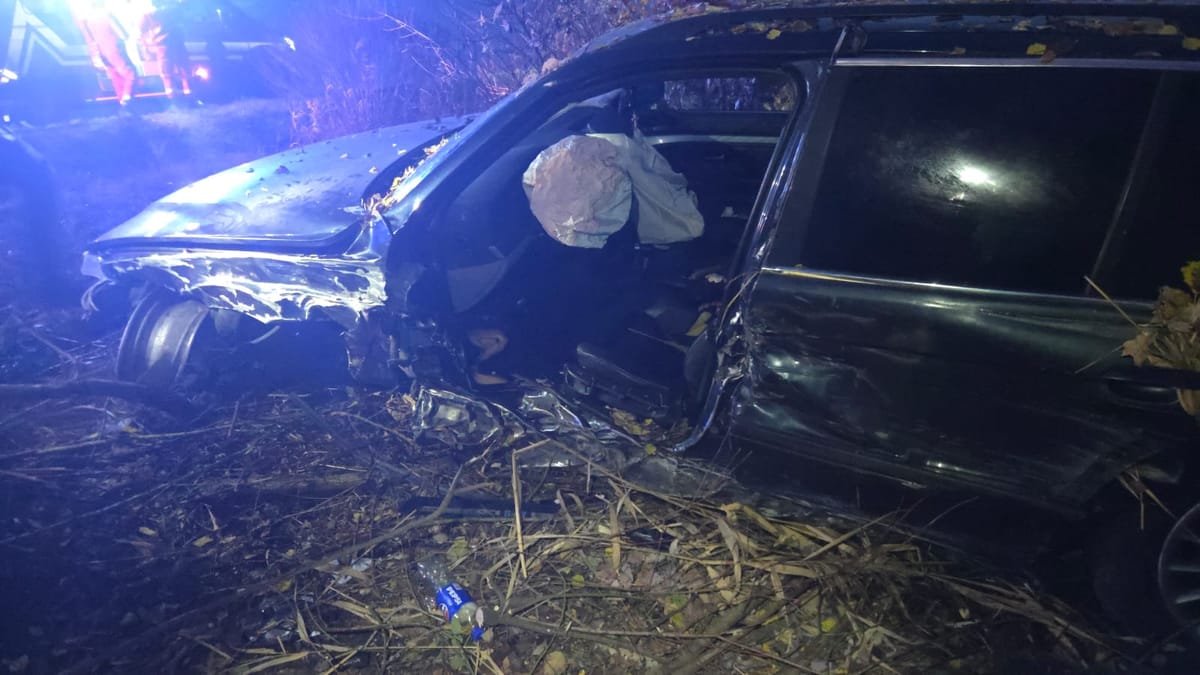 Șintereag: un bărbat rănit după un accident cu patru mașini pe DN 17, transportat la spital