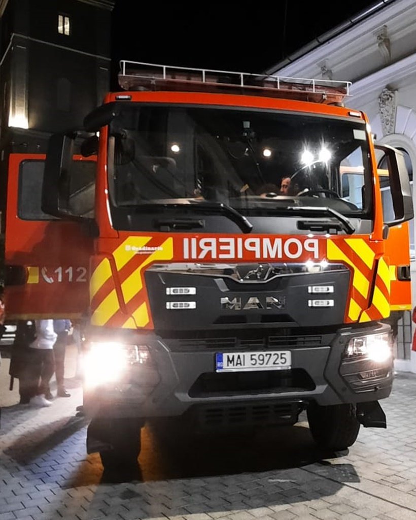 Ștefănești: un pompier a fost rănit după ce a fost agresat în timpul unei intervenții la un incendiu