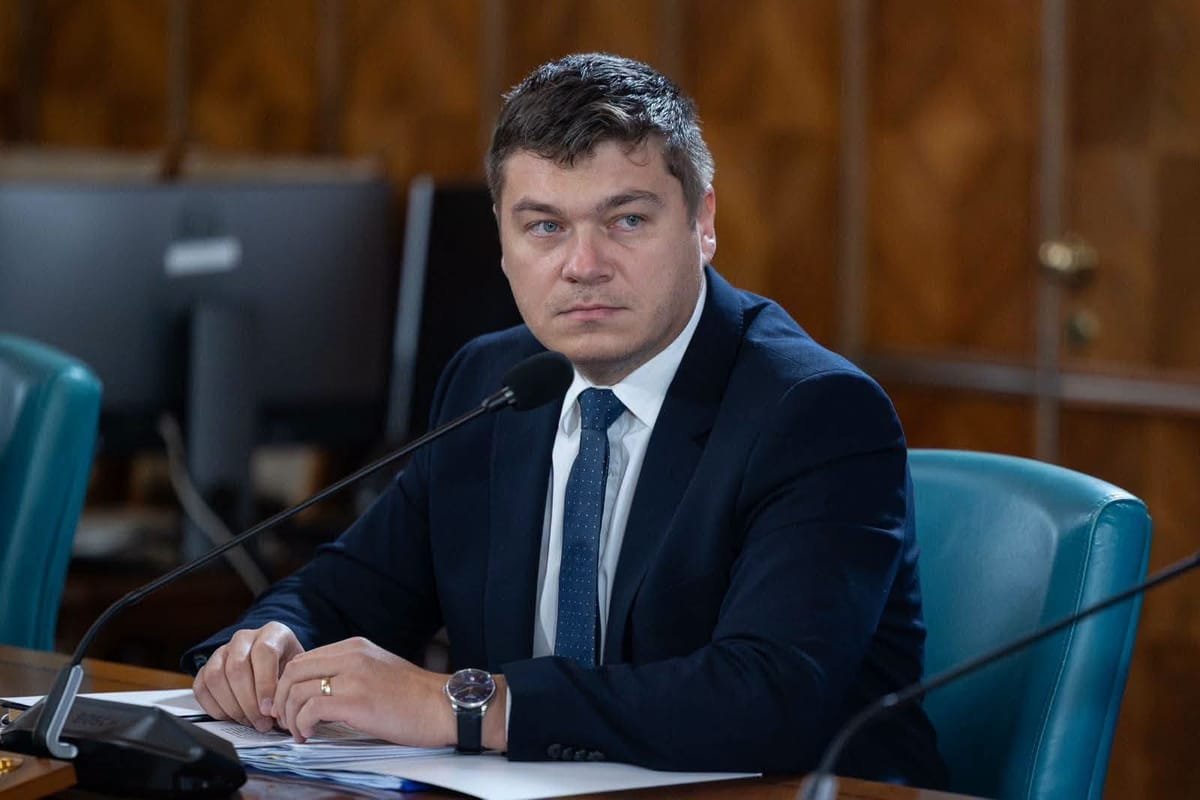 Stoica anunță stimulente pentru comunele care acceptă comasarea voluntară a celor 429 de localități