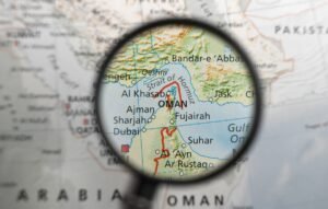 Strâmtoarea Ormuz: Iranul amenință să taie cablurile de internet dacă îi este atacată infrastructura