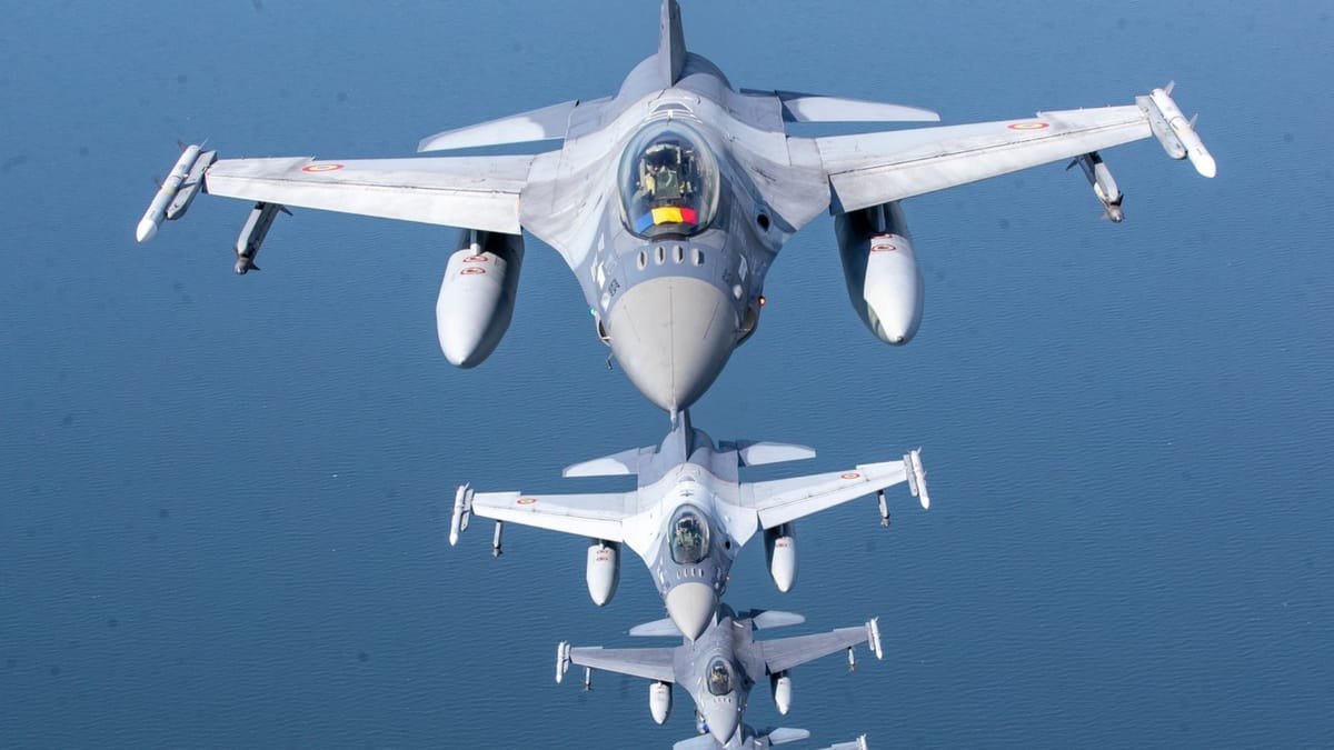 Sulina: o dronă a pătruns în spațiul aerian al României, iar alta a lovit o navă comercială