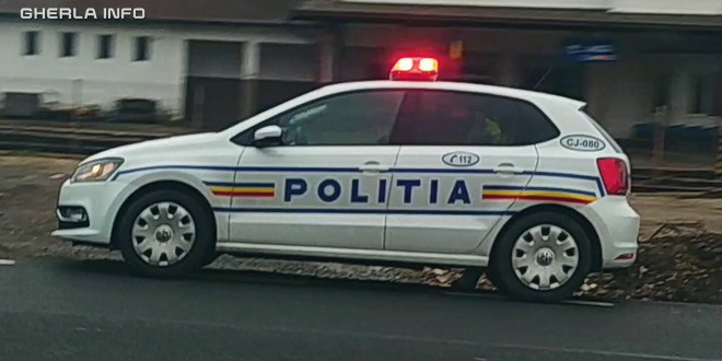 Tânăr căutat pentru furt de mii de euro, oprit în trafic la Jucu. Marfă și bani în mașină VIDEO