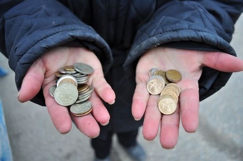 Tânără de 25 de ani, arestată preventiv pentru trafic de minori și exploatarea cerșetoriei