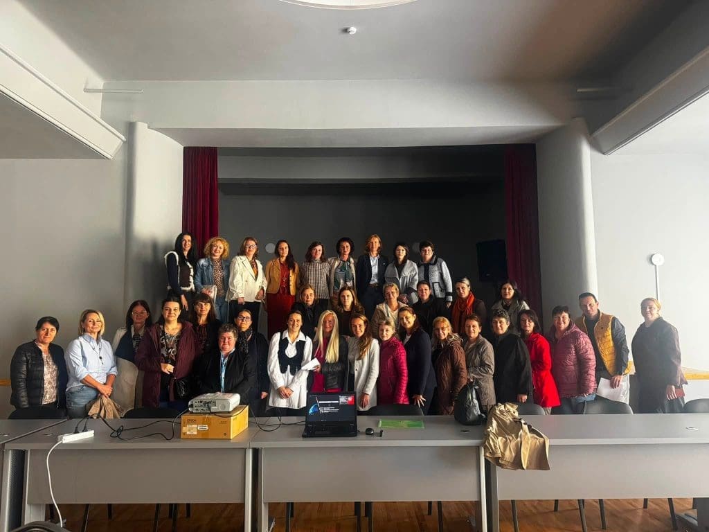 Târgu Mureș: peste 45 de bibliotecari școlari discută perspectivele inteligenței artificiale