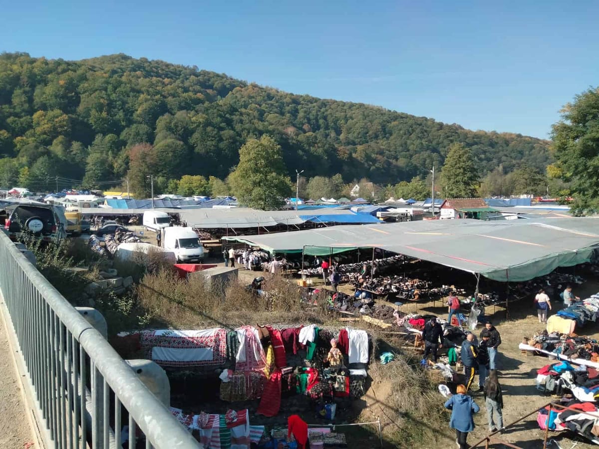 Târgul de la Negreni, între meșterii moți și „chinezării”: „Lucrurile s-au schimbat