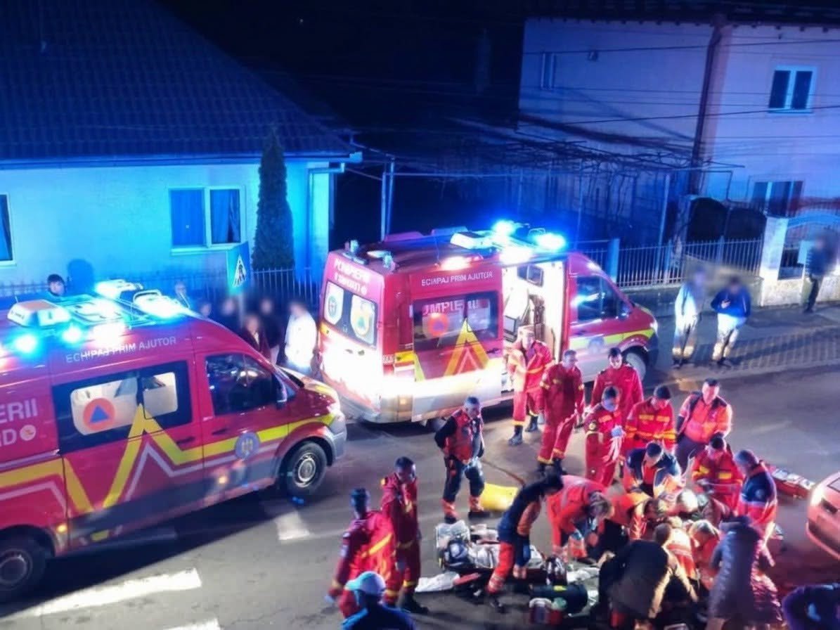 Tălmaciu: doi copii, de 2 și 4 ani, au murit după ce camera în care se aflau a luat foc