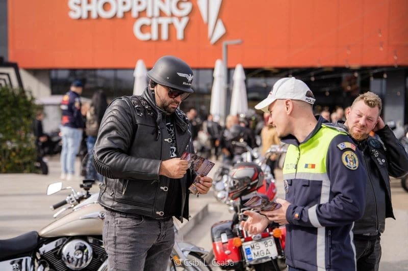 Târgu Mureș: polițiștii rutieri alături de motocicliști la încheierea sezonului moto 2026