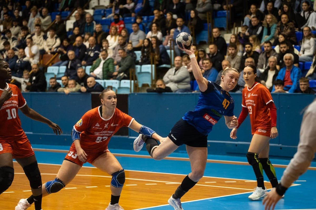 Tg. Mureș: Corona Brașov a învins CSM cu 37-25, în runda a șaptea a Ligii Florilor