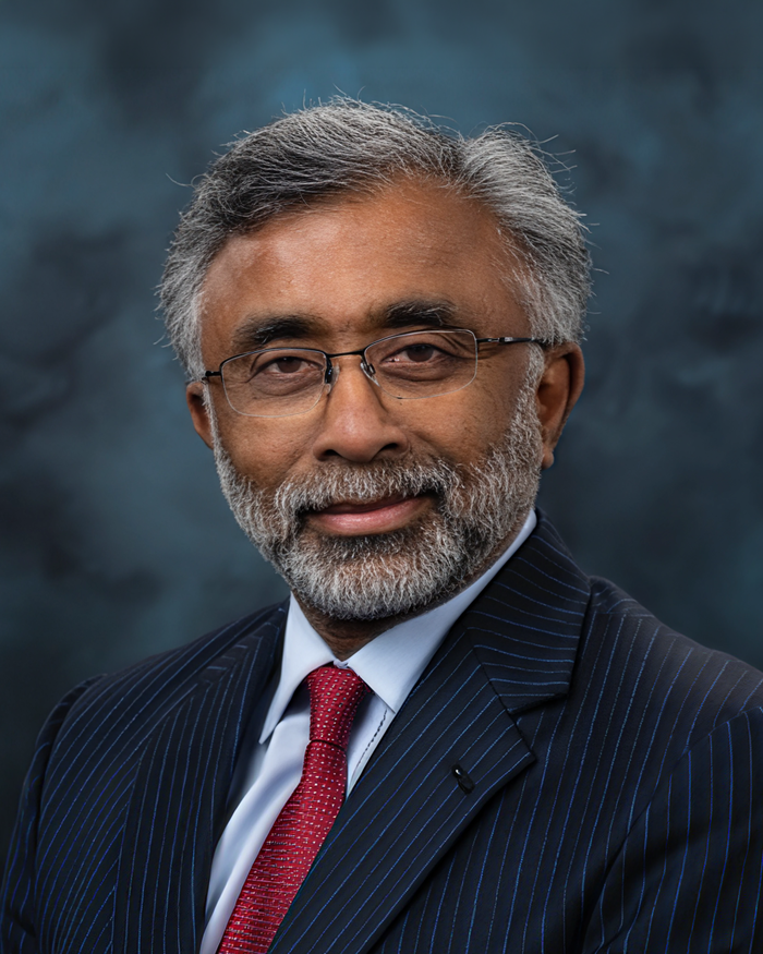 Thomas Zacharia – vicepreşedinte senior al gigantului american AMD – despre gigafabricile de inteligenţă artificială ale