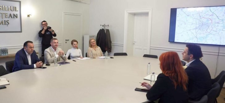 Timișoara: Alfred Simonis și Ruben Lațcău, discuții pe Drumul Boilor și Bulevardul Sudului