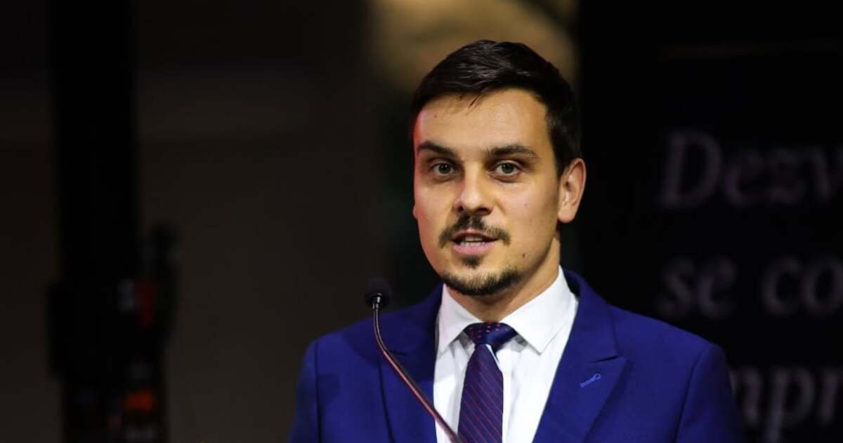 Timișoara: Paul Finta cere Guvernului să stabilească data alegerilor pentru Primărie