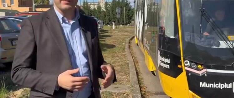 Timișoara: tramvaiul nou de 20 de metri testat pe linia 7, inclusiv pe strada Aluniș