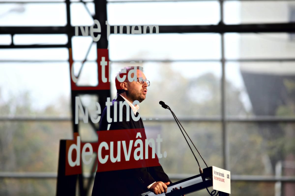 Timișoara: USR vrea să revină la guvernare fără PSD și AUR, anunță Dominic Fritz