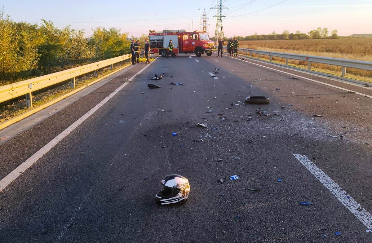 TRAGEDIE PE DN19A! Un mort și patru răniți, după un accident grav între două mașini și o motocicletă.foto