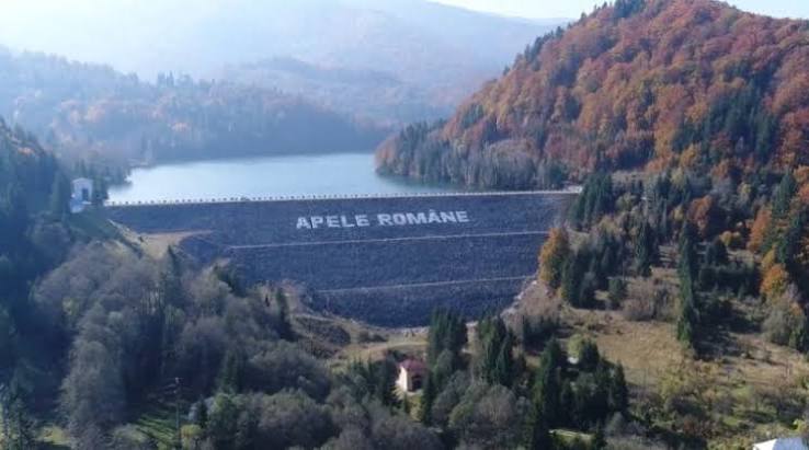Trei asocieri de firme au depus oferte pentru lucrările la barajul Valea de Pești. Contractul ajunge la aproape 50 de mi