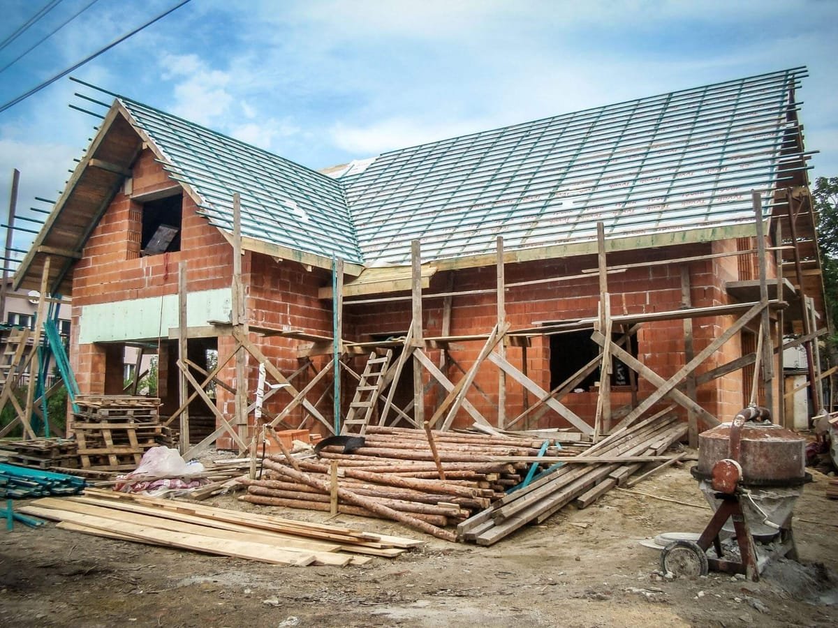 Trei din patru case din România nu au asigurarea obligatorie, arată un sondaj