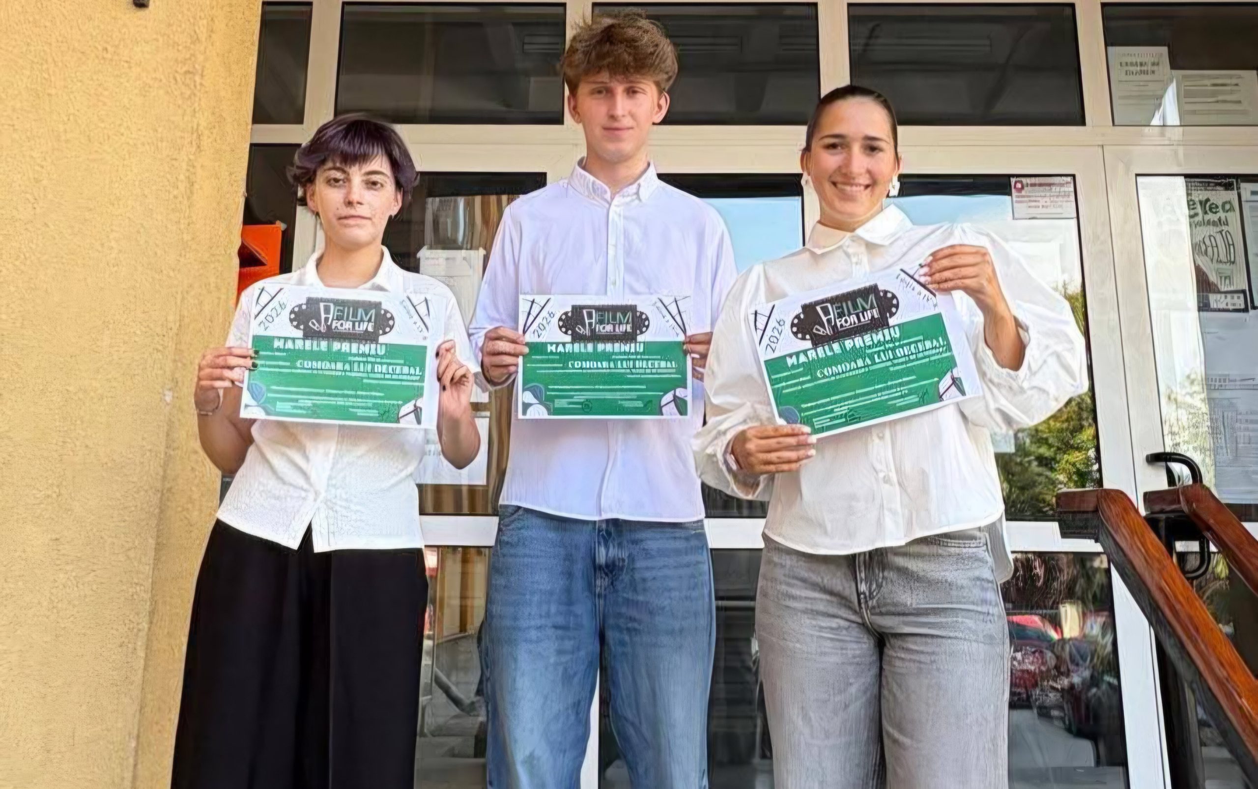 Trei elevi din Hunedoara au câștigat MARELE PREMIU la un concurs național de film. „Comoara lui Decebal” a impresionat j