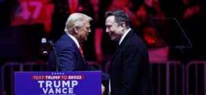 Trump a cumpărat obligațiuni SpaceX cu două zile înainte să semneze o măsură favorabilă companiei lui Musk