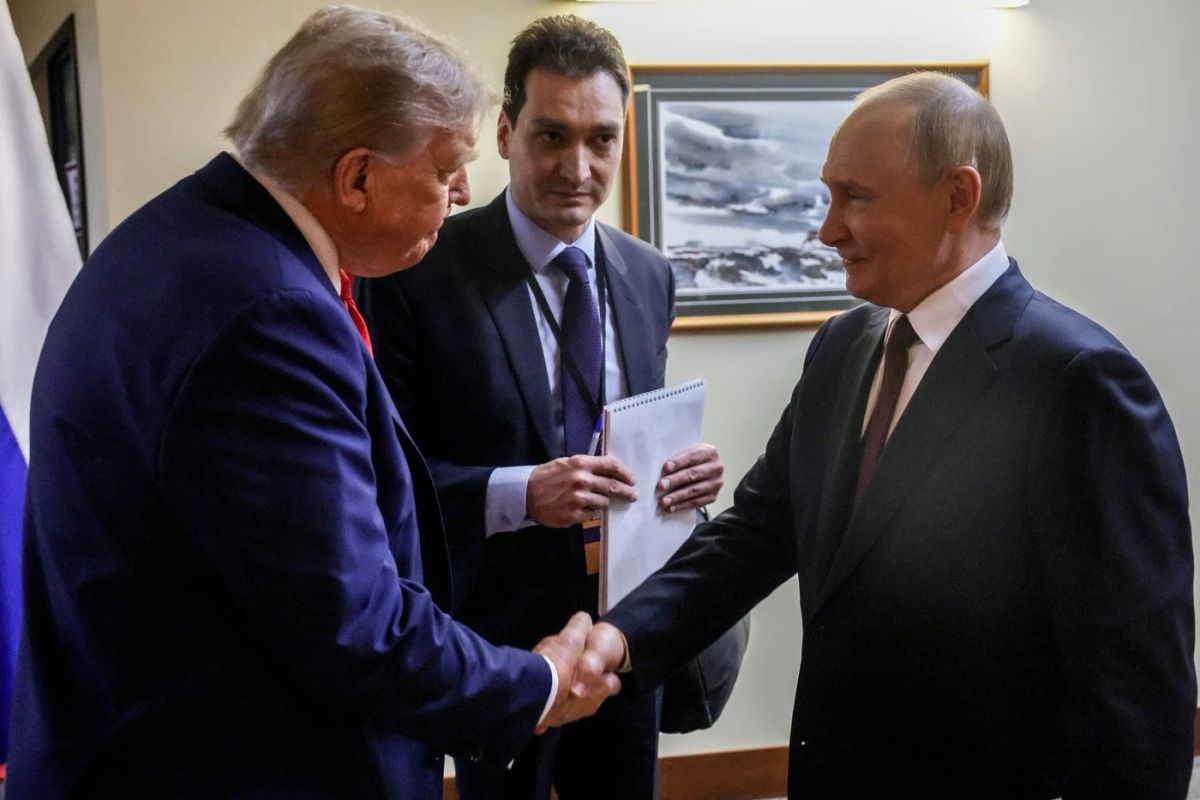 Trump anunță livrări de peste 300.000 de tone de motorină rusească după discuția cu Putin
