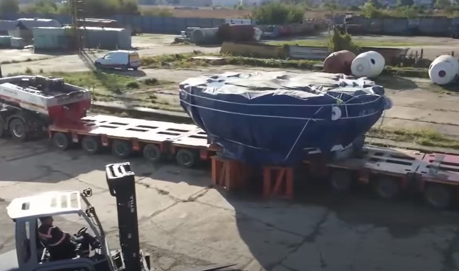 Tunelul Poiana de pe Autostrada Sibiu-Pitești: începe transportul capului de foraj de peste 131 de tone