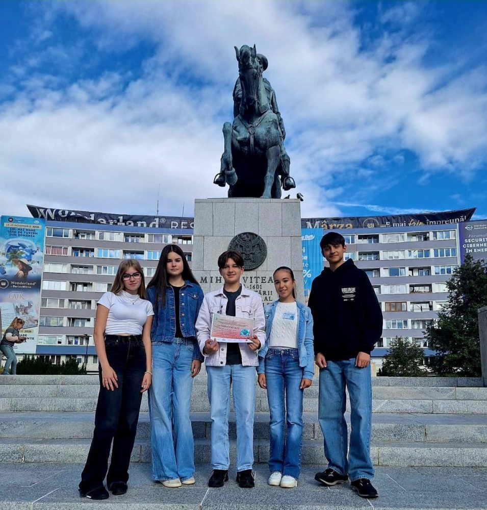 Turda: echipa Robogenius a câștigat Locul I la Hackathonul Code Kids Cluj cu proiectul Happy City