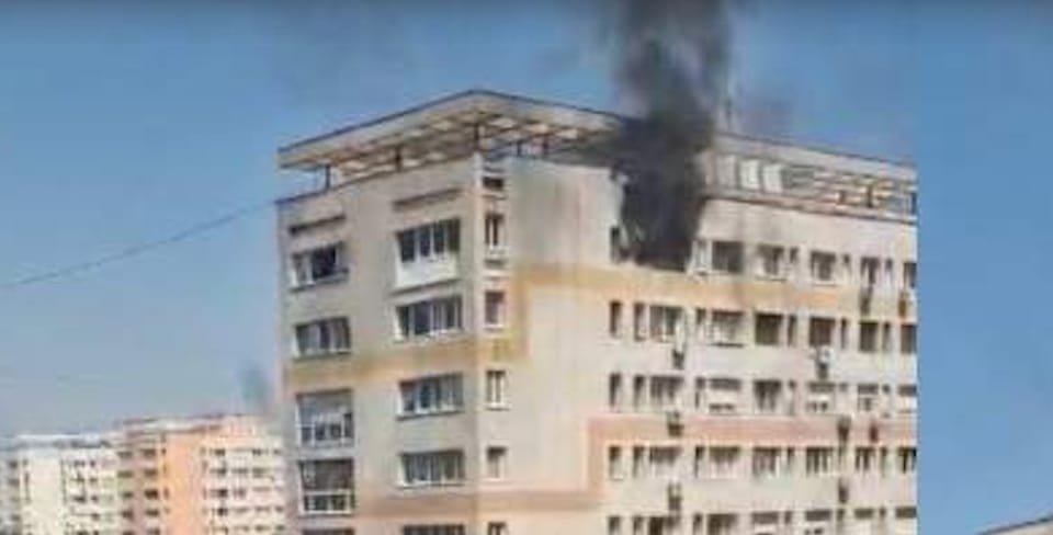 Turda: incendiu într-un bloc, zece clujeni au fost evacuați, pompierii au intervenit de urgență