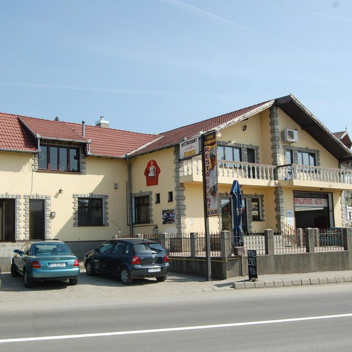 Turda: local cunoscut scos la vânzare pentru 450.000 de euro, cu 400 mp utili