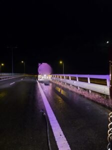 Turda: motorină scursă pe A10 după un accident între o autocisternă și un autoturism