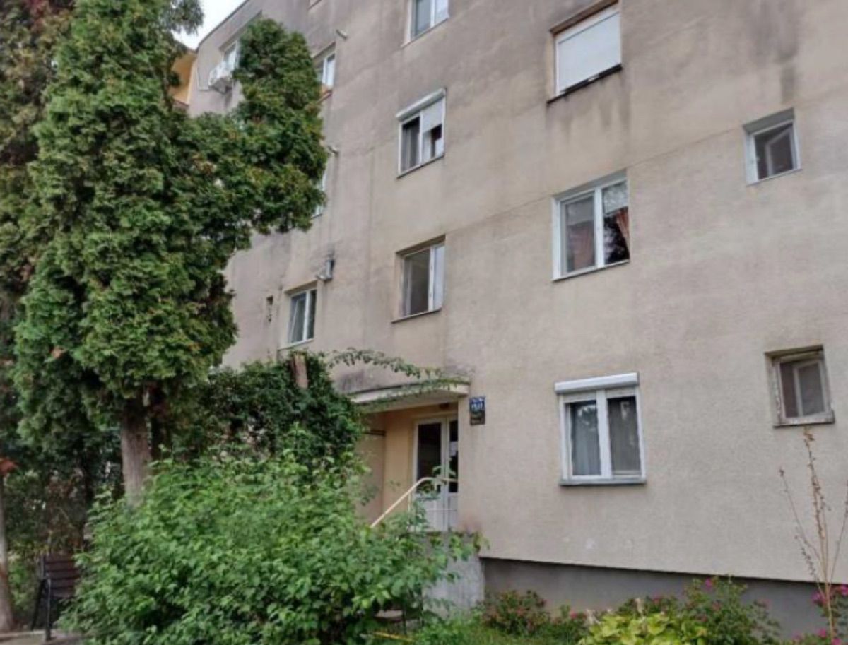 Turda: o optime dintr-un apartament cu trei camere, scos la licitație pentru 75.000 de lei